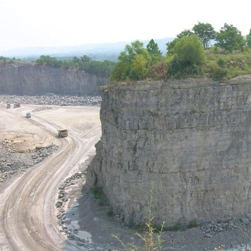 aggregate material quarry